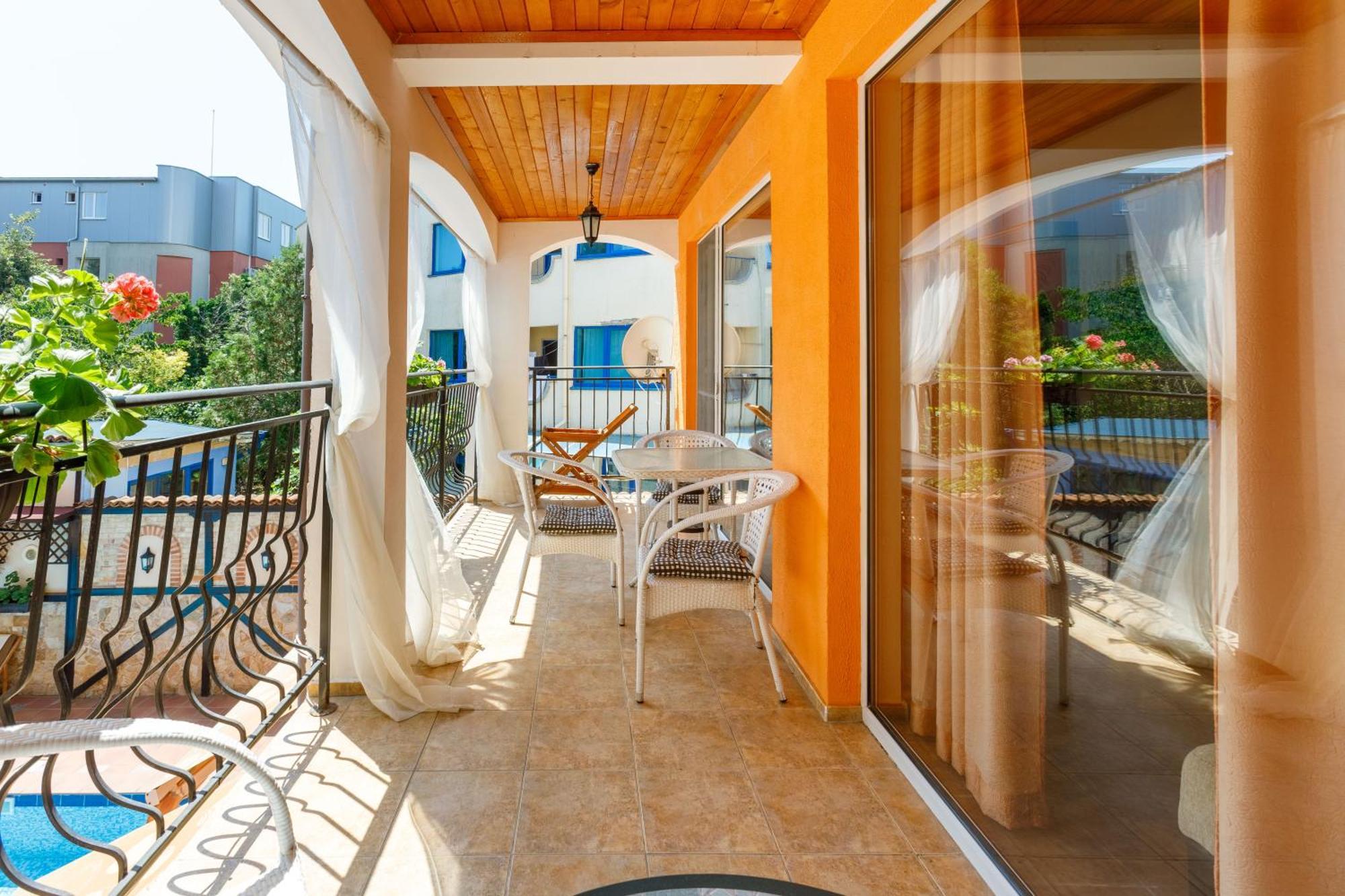 Casa Del Mar Apartments Slantschew brjag Exterior foto